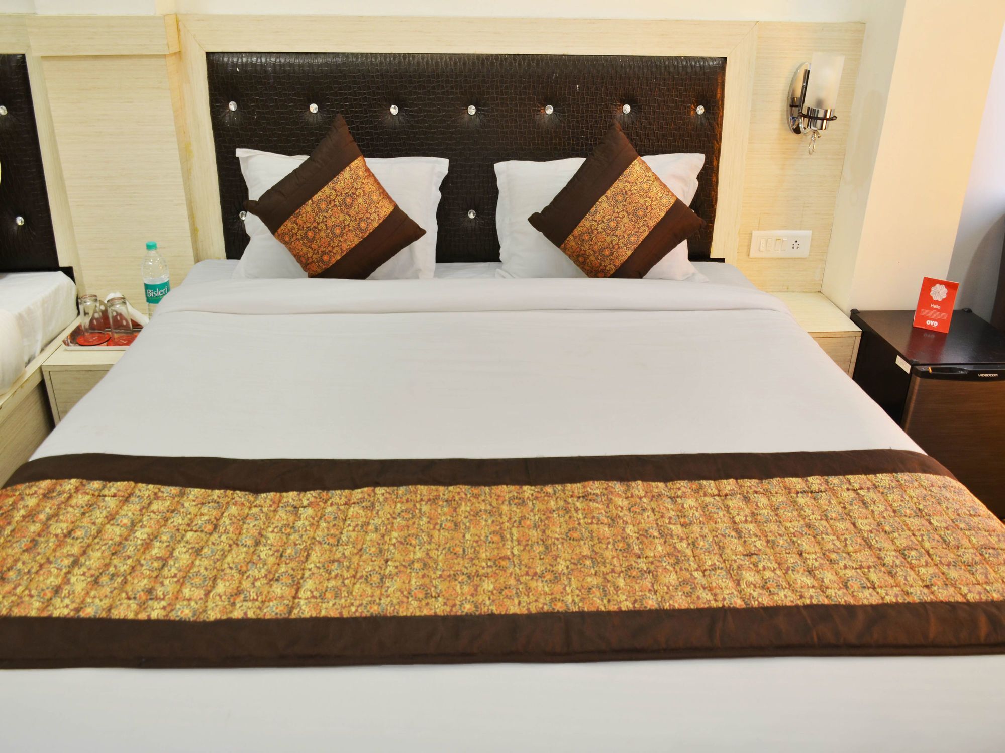 Hotel Oyo 7447 Grand Park Amritsar Exterior foto