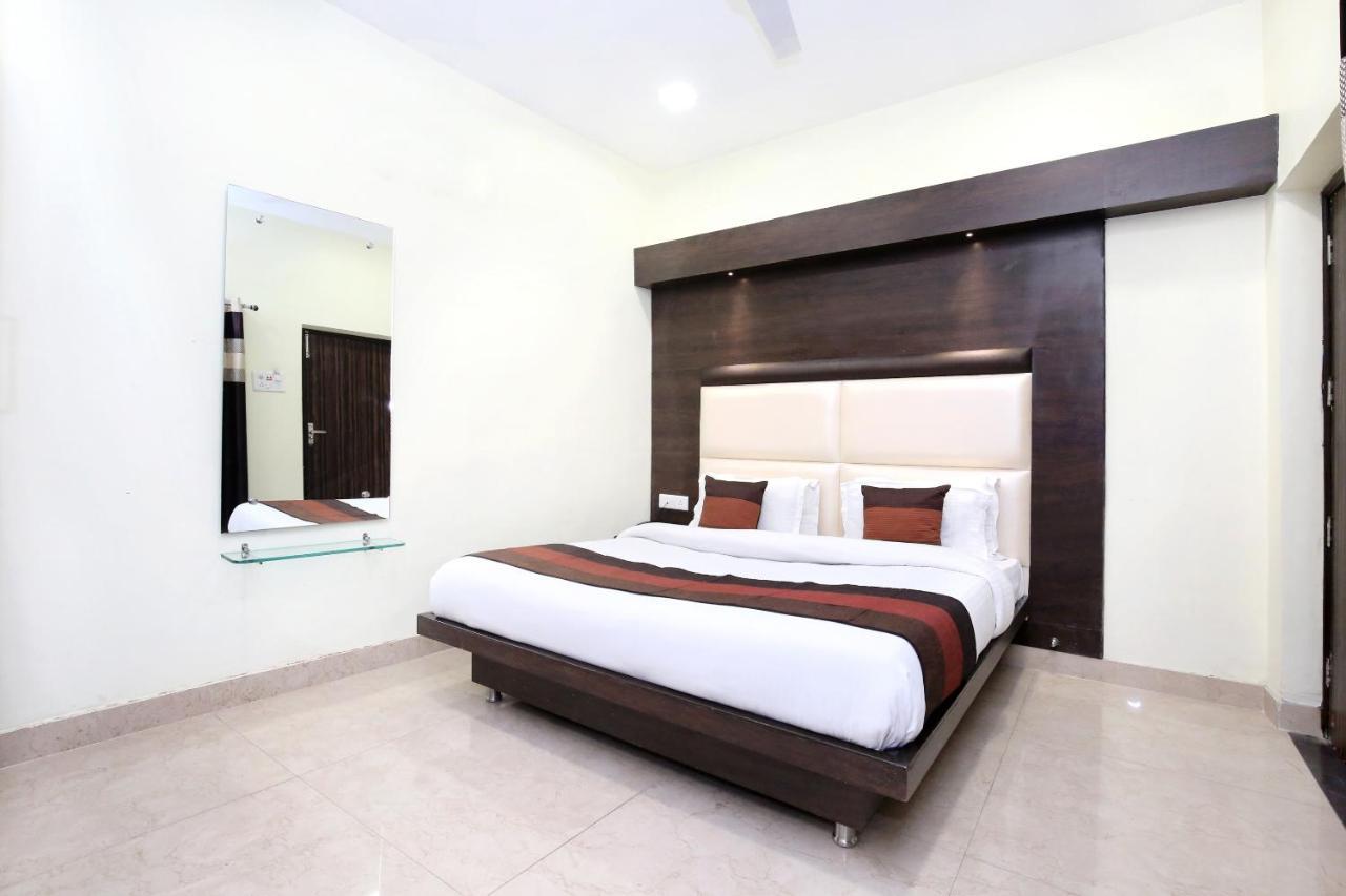 Hotel Oyo 7447 Grand Park Amritsar Exterior foto