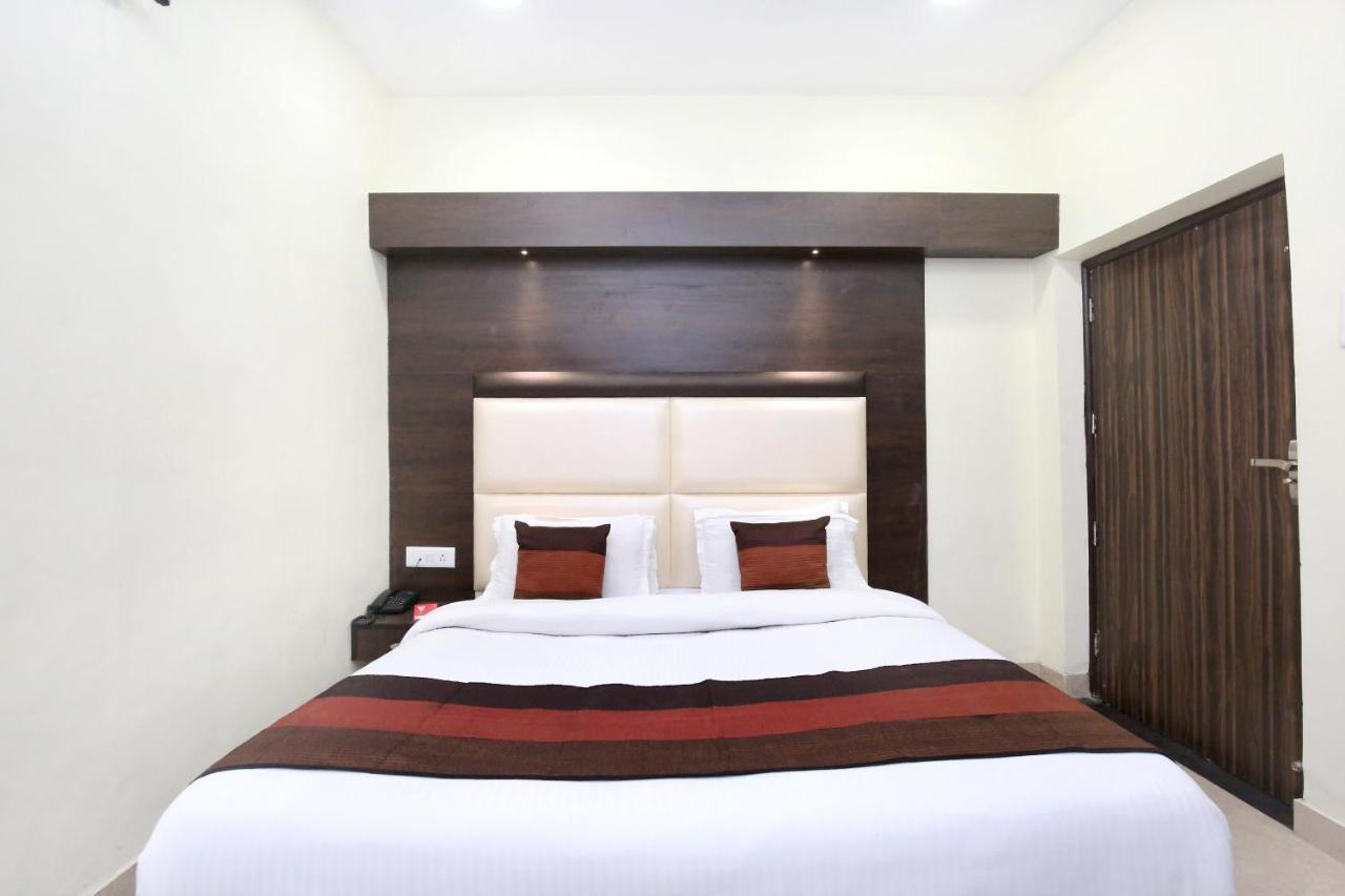 Hotel Oyo 7447 Grand Park Amritsar Exterior foto